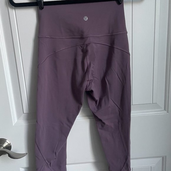 lululemon athletica Pants - Lululemon Frosted Mulberry Crop Legging